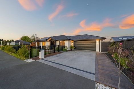 Photo of property in 4 Tempering Drive, Halswell, Christchurch, 8025