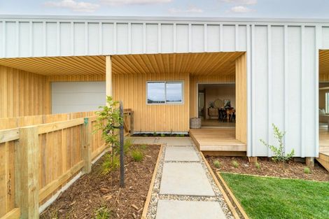 Photo of property in 8 Maataitai Road, Raglan, 3225