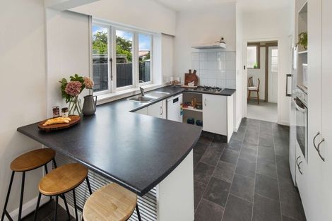 Photo of property in 14 Holyoake Street, Whanganui East, Whanganui, 4500