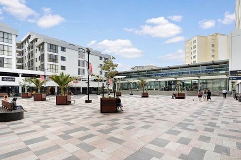 Photo of property in 401/26 Remuera Road, Newmarket, Auckland, 1050