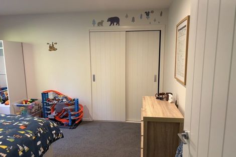 Photo of property in 427 Carrington Street, Upper Vogeltown, New Plymouth, 4310