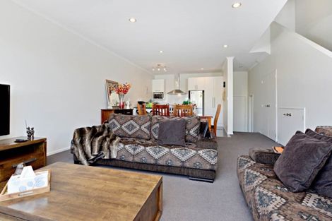 Photo of property in 14 Mcginty Street, Takanini, 2112