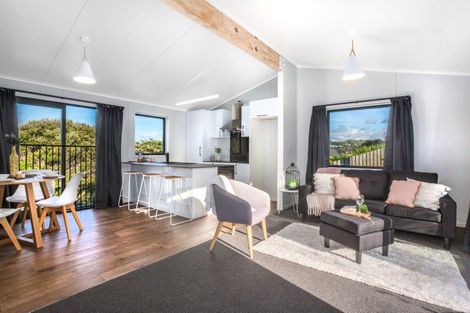 Photo of property in 48 Whanake Street, Titahi Bay, Porirua, 5022