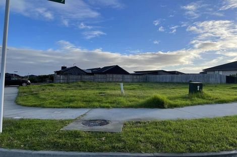 Photo of property in 6 Dame Nganeko Drive, Glenbrook, 2681