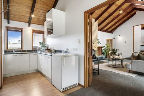 Photo of property in 106 Kowhai Road, Campbells Bay, Auckland, 0630