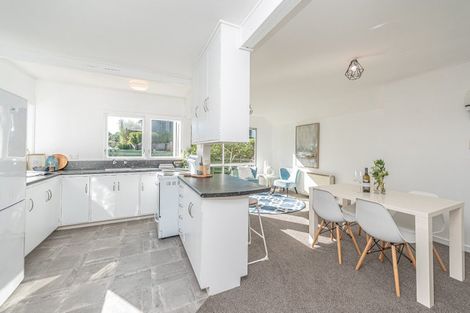 Photo of property in 49 Great North Road, Saint Johns Hill, Whanganui, 4501