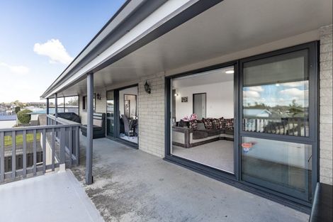 Photo of property in 6a Cutfield Street, Inglewood, 4330