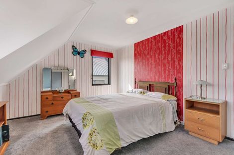 Photo of property in 26 Aquarius Drive, Kawaha Point, Rotorua, 3010