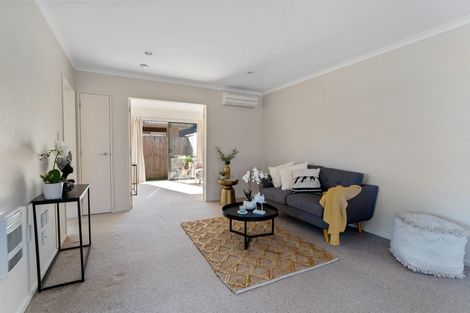 Photo of property in Rangeview Villas, 4/9 Fuller Close, Levin, 5510