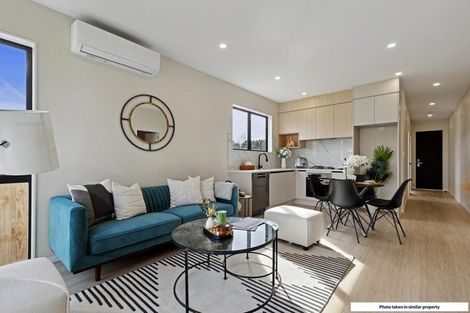 Photo of property in 29 Paretao Street, Massey, Auckland, 0614