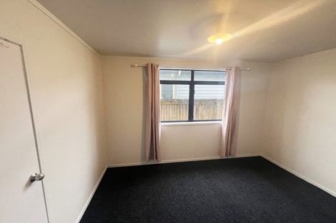 Photo of property in 1 Gambare Place, Wattle Downs, Auckland, 2103