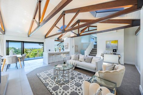 Photo of property in 73 Braemar Road, Castor Bay, Auckland, 0620