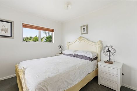 Photo of property in 45 Seaview Road, Cable Bay, 0420