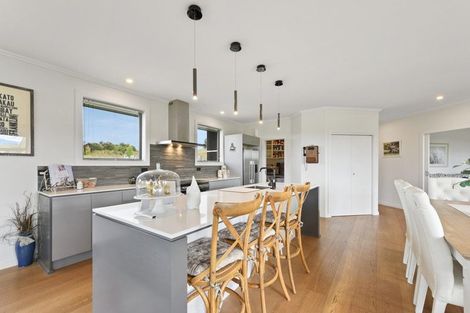 Photo of property in 6 Westmere Drive, Tasman, Upper Moutere, 7173