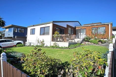 Photo of property in 112a Oceanview Road, Mount Maunganui, 3116