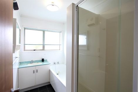 Photo of property in 2/6 Tina Place, Sunnyhills, Auckland, 2010