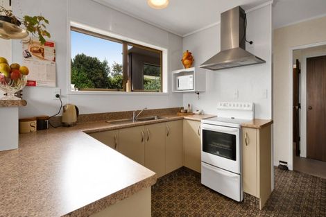 Photo of property in 14 Poplar Grove, Whalers Gate, New Plymouth, 4310