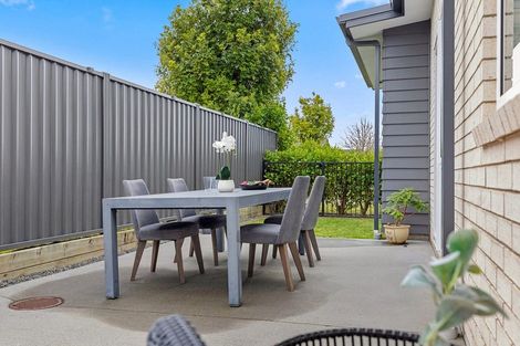 Photo of property in 18 Raynor Crescent, Pyes Pa, Tauranga, 3112