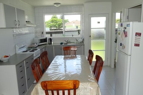 Photo of property in 9 Arnwood Street, Manurewa, Auckland, 2102