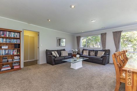 Photo of property in 2246 State Highway 16, Helensville, 0875