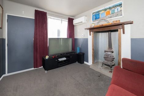 Photo of property in 81 Mcmurdo Street, Tinwald, Ashburton, 7700