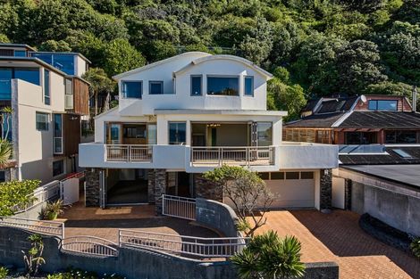 Photo of property in 3 Ocean Parade, Pukerua Bay, 5026