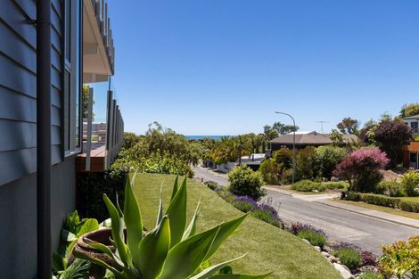 Photo of property in 20 Kotare Place, Kaiteriteri, Motueka, 7197