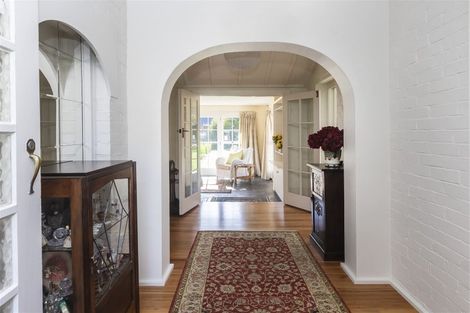 Photo of property in 180 Fendalton Road, Fendalton, Christchurch, 8052