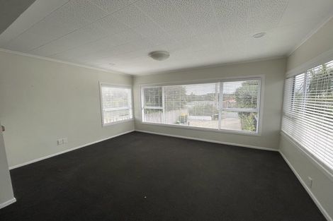 Photo of property in 18 River Road, Te Atatu Peninsula, Auckland, 0610