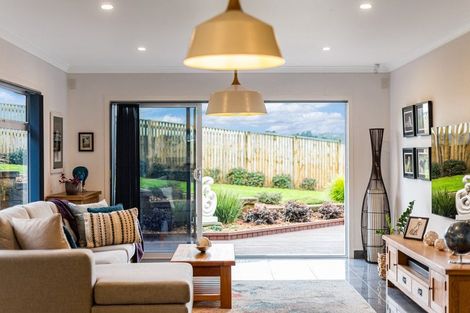 Photo of property in 80 Te Puia Drive, Aotea, Porirua, 5024