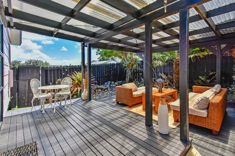 Photo of property in 1/8 Kimdale Place, Totara Heights, Auckland, 2105