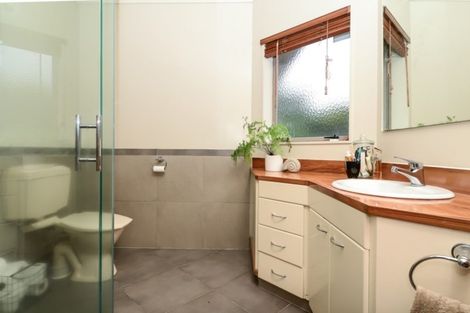 Photo of property in 10 Landell Place, Harrowfield, Hamilton, 3210