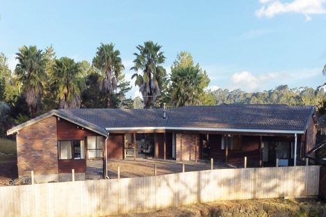 Photo of property in 1214 East Coast Road, Redvale, Albany, 0794