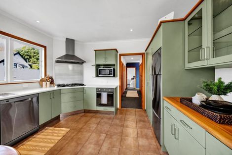 Photo of property in 39 Cameron Street, New Plymouth, 4310