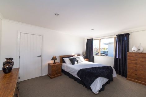 Photo of property in 86a Heretaunga Street, Palmerston North, 4414