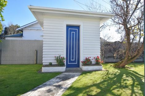 Photo of property in 18 Kent Street, Carterton, 5713