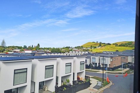 Photo of property in 63 Tima Lane, Mangere Bridge, Auckland, 2022