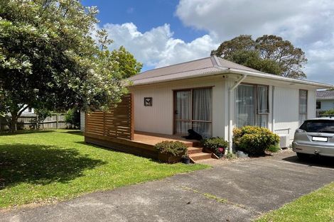 Photo of property in 20 Hyperion Drive, Randwick Park, Auckland, 2105