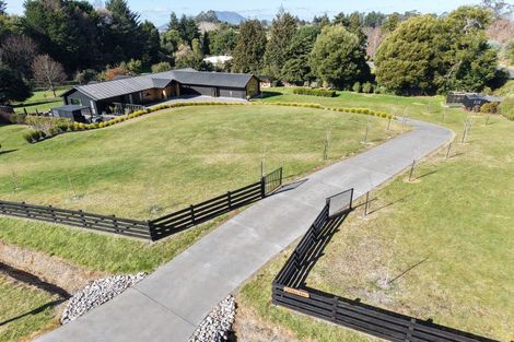Photo of property in 2 Nga Tui Lane, Acacia Bay, Taupo, 3385