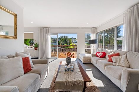Photo of property in 44 Zita Maria Drive, Massey, Auckland, 0614