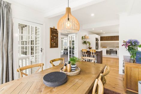 Photo of property in 53 Ravenswood Road, Saint Clair, Dunedin, 9012