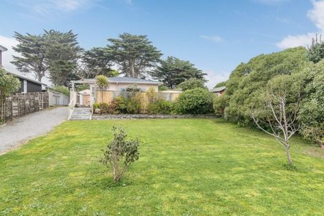 Photo of property in 10 Rodney Avenue, Te Horo Beach, Otaki, 5581