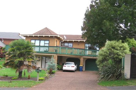 Photo of property in 3 Sturm Avenue, Massey, Auckland, 0614