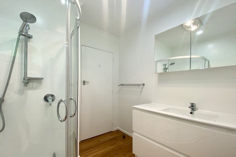 Photo of property in 3/405 Beach Road, Mairangi Bay, Auckland, 0630