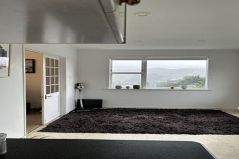 Photo of property in 2 Foyle Street, Island Bay, Wellington, 6023
