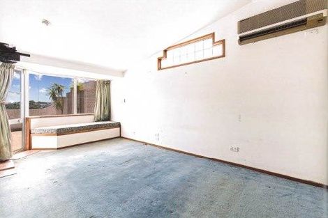 Photo of property in 2/1 Sunderlands Road, Half Moon Bay, Auckland, 2012
