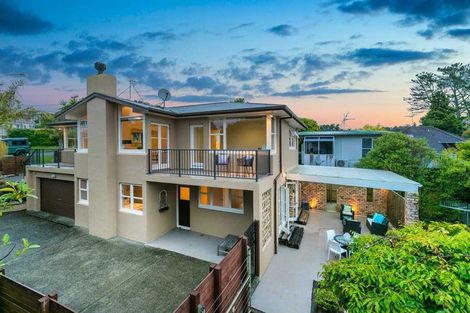 Photo of property in 456 Beach Road, Murrays Bay, Auckland, 0630