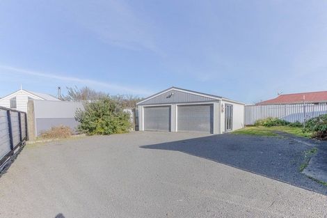 Photo of property in 25 Barton Street, Marton, 4710