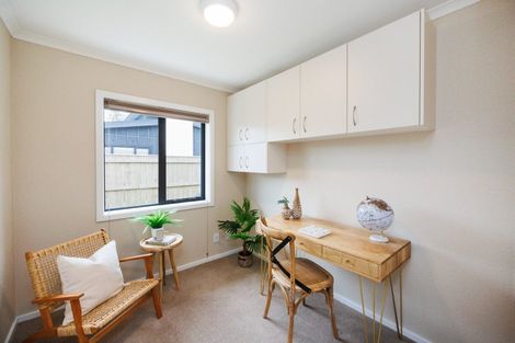 Photo of property in 18 Thomson Street, West End, Palmerston North, 4412