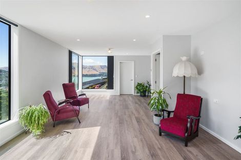 Photo of property in 25g Walkers Road, Lyttelton, 8082